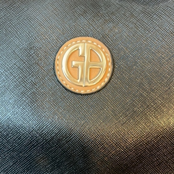 Gianibernini Vegan Shoulder Bag - Picture 2 of 3